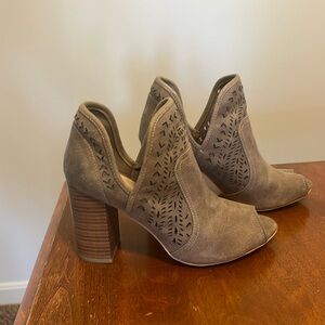 Fergalicious block heel.